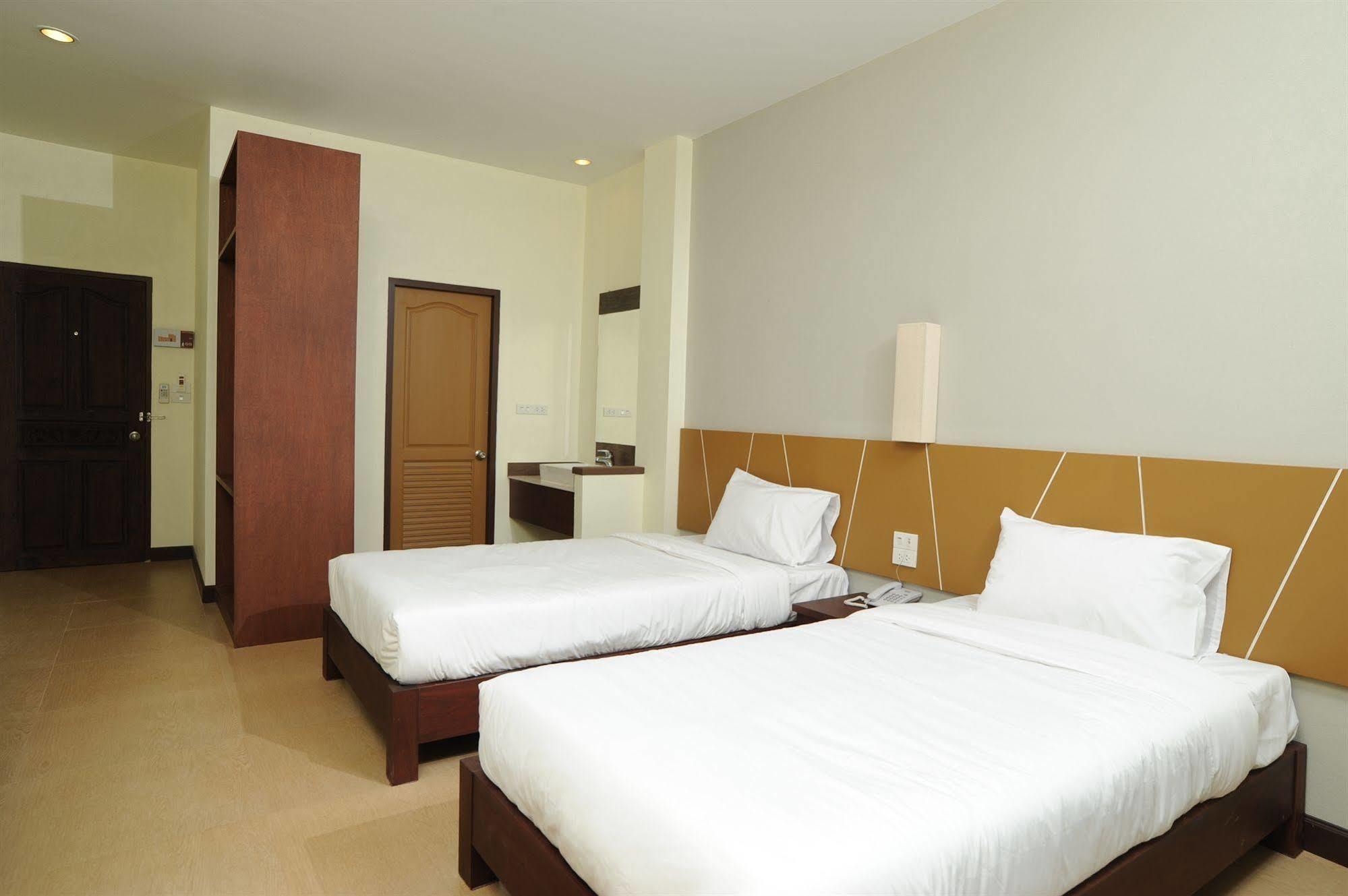 Mawin Hotel Chiang Mai Exteriör bild