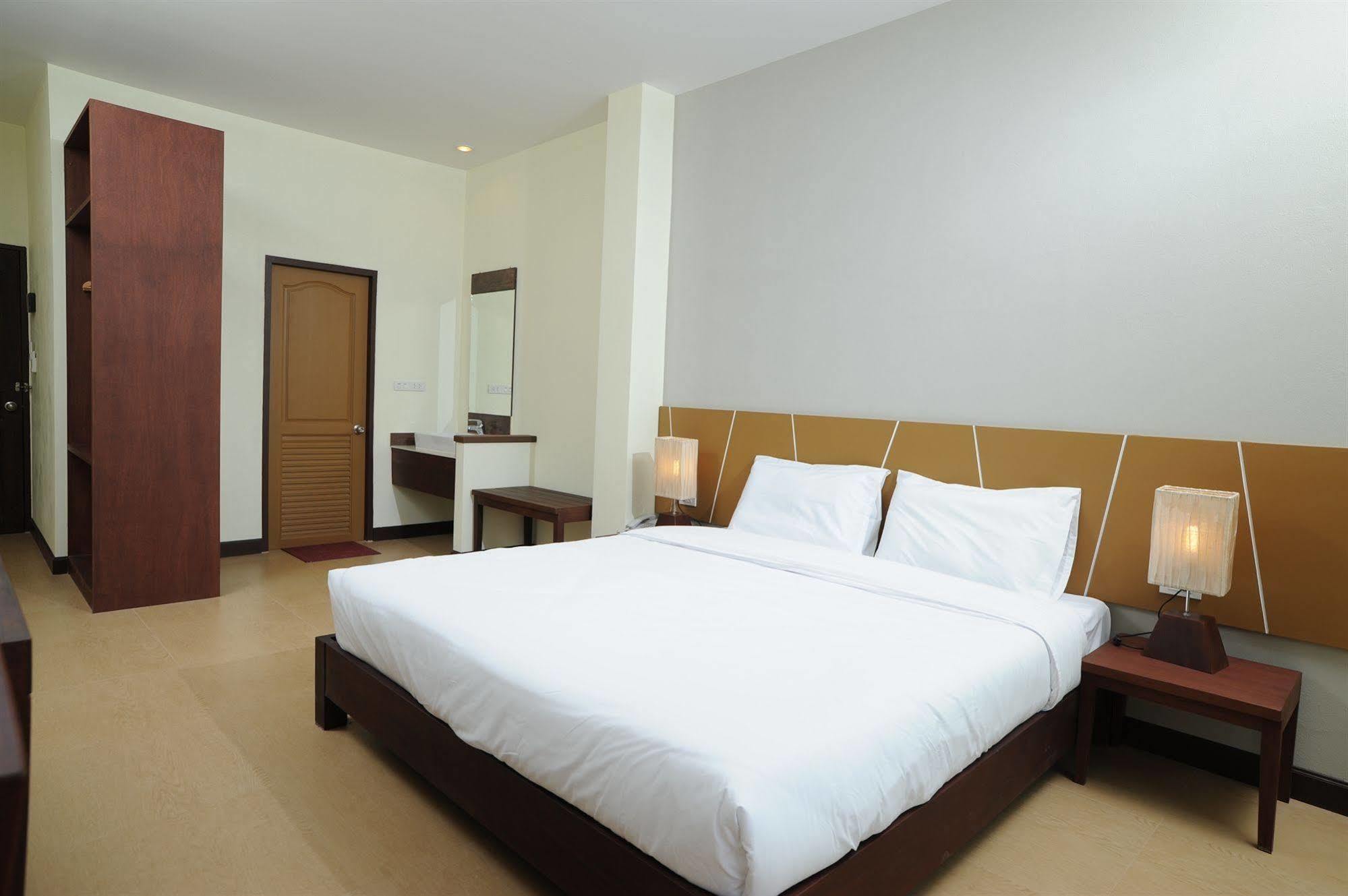 Mawin Hotel Chiang Mai Exteriör bild