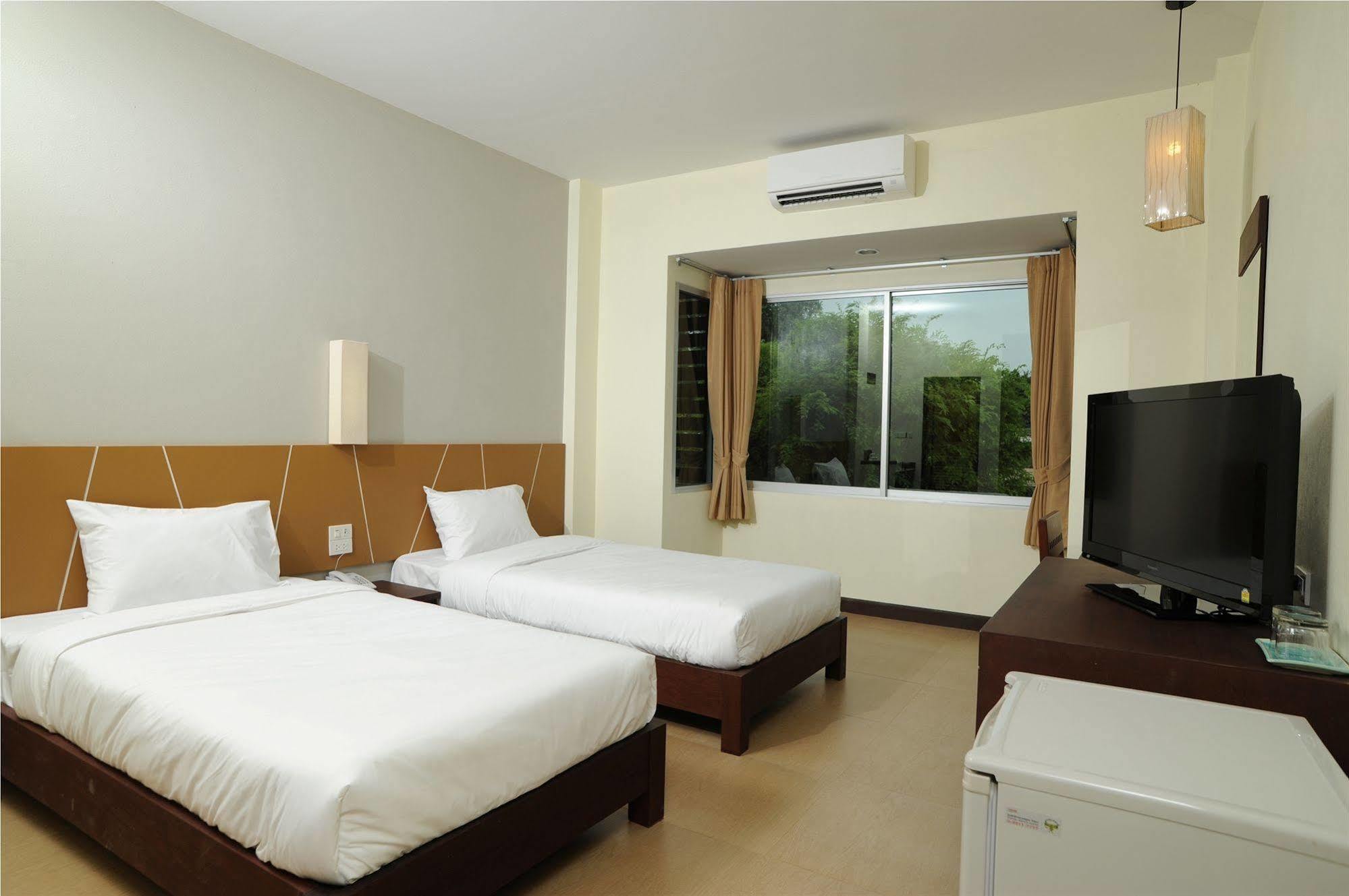 Mawin Hotel Chiang Mai Exteriör bild