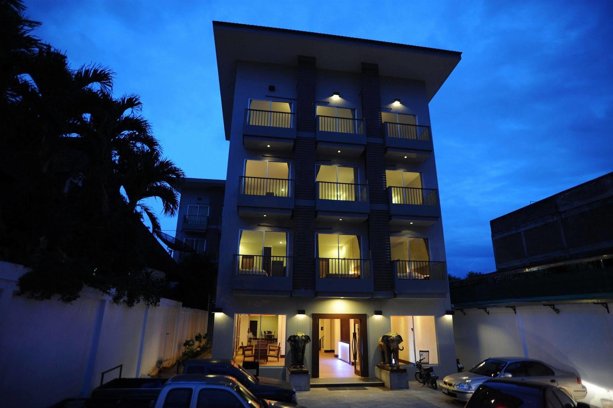 Mawin Hotel Chiang Mai Exteriör bild